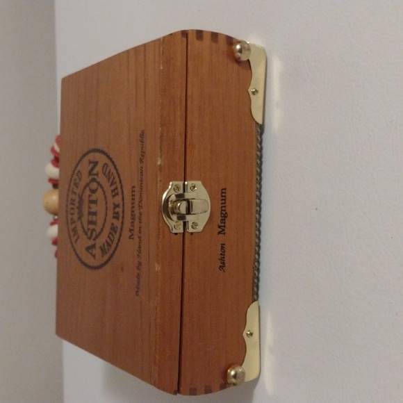 Vintage handmade cigar box - Picture 7 of 9